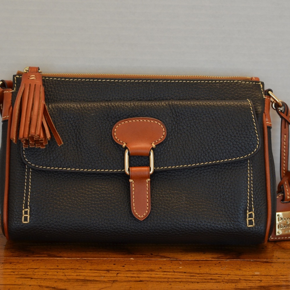 Dooney & Bourke Shoulder bag